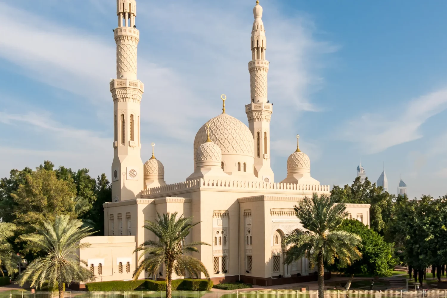 mosque of jumeirah